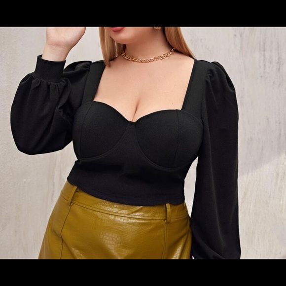 Tops - Picture 3 of 4